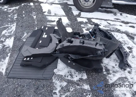 2022 Toyota Corolla Se z USA, uszkodzony, nr VIN JTND4MBE8N3172252